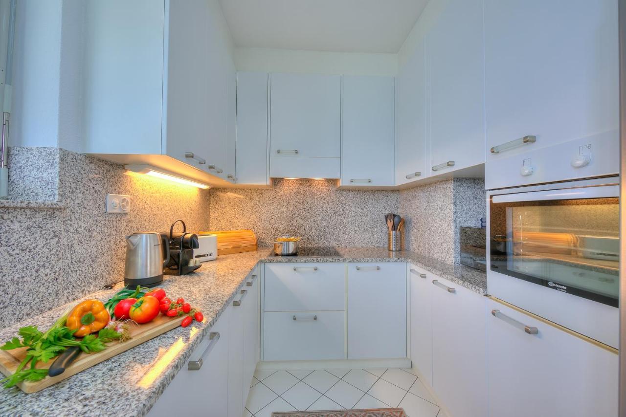 Residenza Parco Carona - Happy Rentals Lugano Bagian luar foto